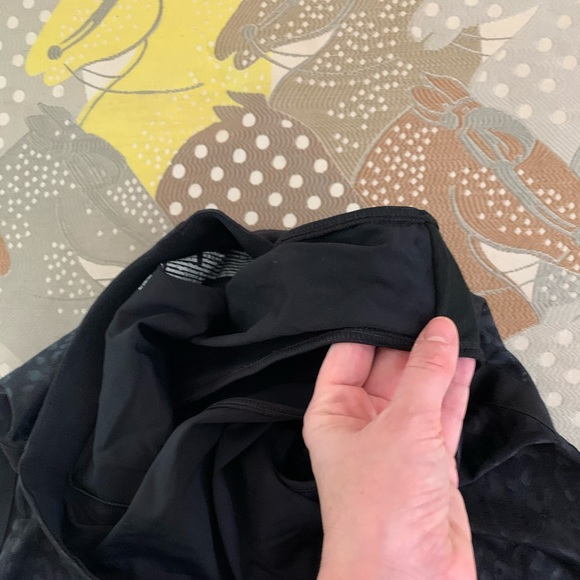 Victoria’s Secret -Sheer- Leopard Athletic Size Medium - Picture 5 of 8